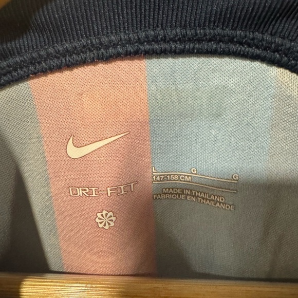 2023-2024 Barcelona Away 4th Kit Football Soccer Jersey - Picture 5 of 10